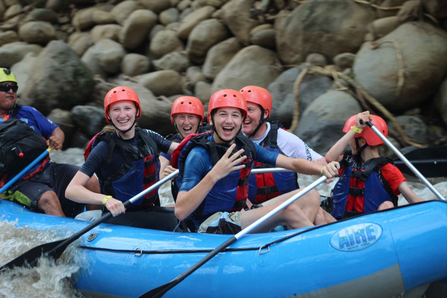 River Rafting Tour in Arenal mit costaricanischem Mittagessen