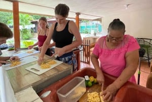 Samara: Costa-ricanischer Kochkurs mit Hotelabholung