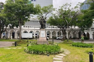 San Jose: Guided Walking Tour with Central Market and Meal