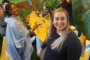 San José: Food Culture Tour with Cooking and Cocktail Class