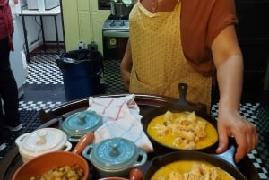 San José: Food Culture Tour with Cooking and Cocktail Class