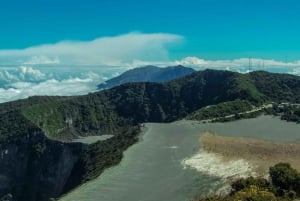 San José: Irazú and Turrialba Volcanoes with Guayabo Tour