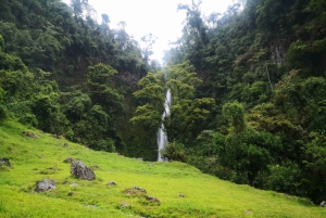 San José: Dagstur til Irazú- og Turrialba-vulkanene og Orosi-dalen