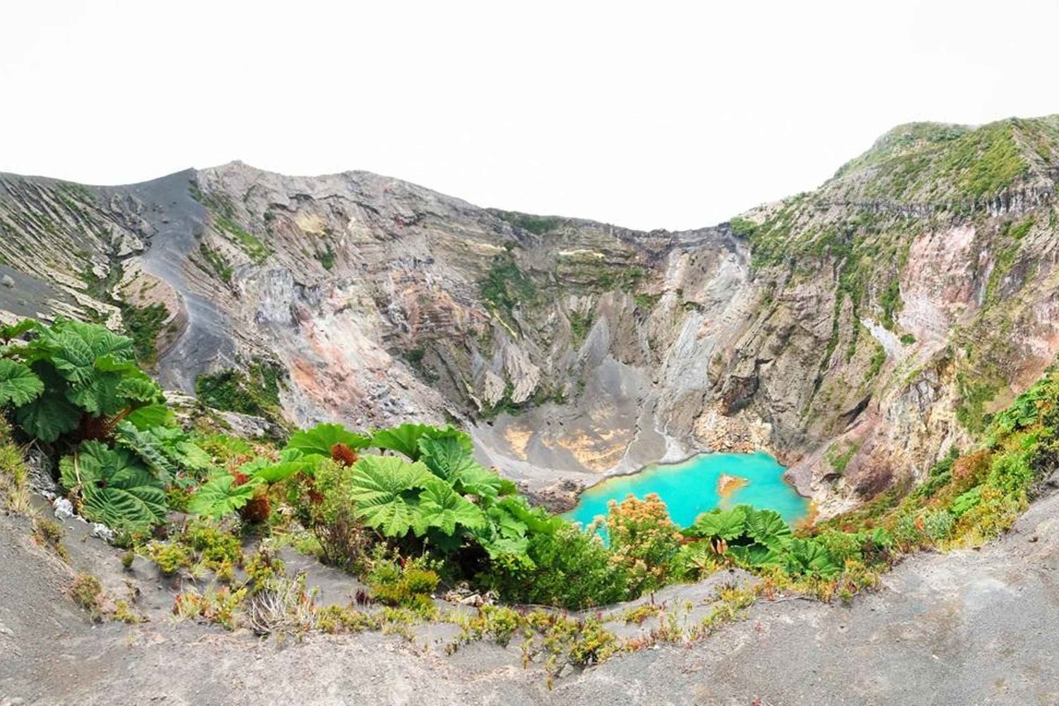 San José: Irazú Volcano, Cartago & Orosí Valley Tour
