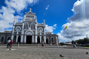 San José: Vulkanen Irazú, dagstur till Orosi och Lankester Gardens