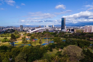 San José: Private Helicopter City Tour