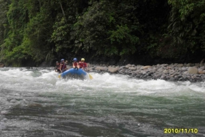 Rafting en el río Sarapiquí desde La Fortuna