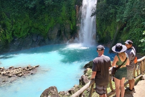 Secrets Papagayo : rivière bleue et parc d'observation des paresseux