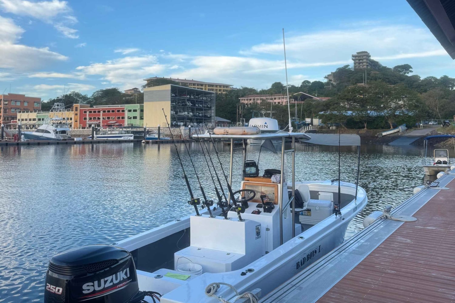 シュノーケリングとレクリエーションフィッシング、コンチャルビーチ