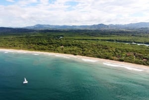 Tamarindo: Seiltur på ettermiddagen med måltid og snorkling