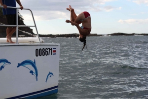 Tamarindo: tour pomeridiano in barca a vela con pasto e snorkeling