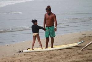 Praia de Tamarindo: a melhor aula de surfe
