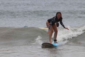 Praia de Tamarindo: a melhor aula de surfe