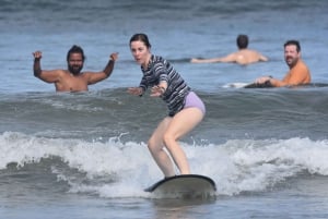 Praia de Tamarindo: a melhor aula de surfe
