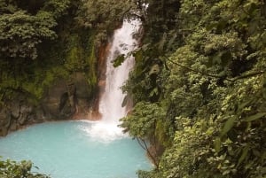 Тамариндо: река Селеста и водопад Льянос-де-Кортес
