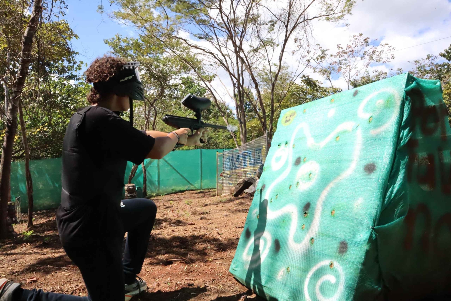 Tamarindo: porywająca zabawa w paintballa w dżungli