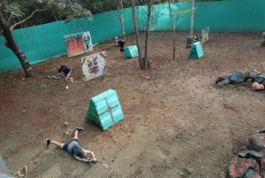 Tamarindo: porywająca zabawa w paintballa w dżungli