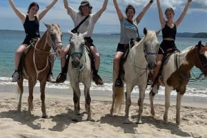Playa Flamingo: jazda konna po plaży