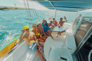 Tamarindo: Private Sailing Catamaran Tour and Snorkeling