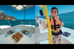 Tamarindo: excursão privada de catamarã e mergulho com snorkel