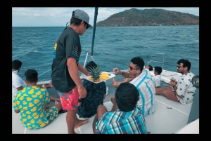 Tamarindo: Privat sejlads med katamaran og snorkling