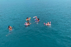 Tamarindo: Privat tur med katamaran og snorkling