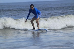 Tamarindo: Surflektion med en lokal instruktør