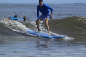 Tamarindo: Surflektion med en lokal instruktør
