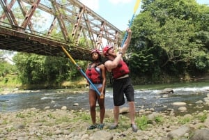 ¡El Combo Mambo! Rapel + Rafting en Costa Rica