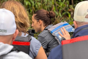 Tortuguero: English Tours - Canoe Tour in Tortuguero National Park