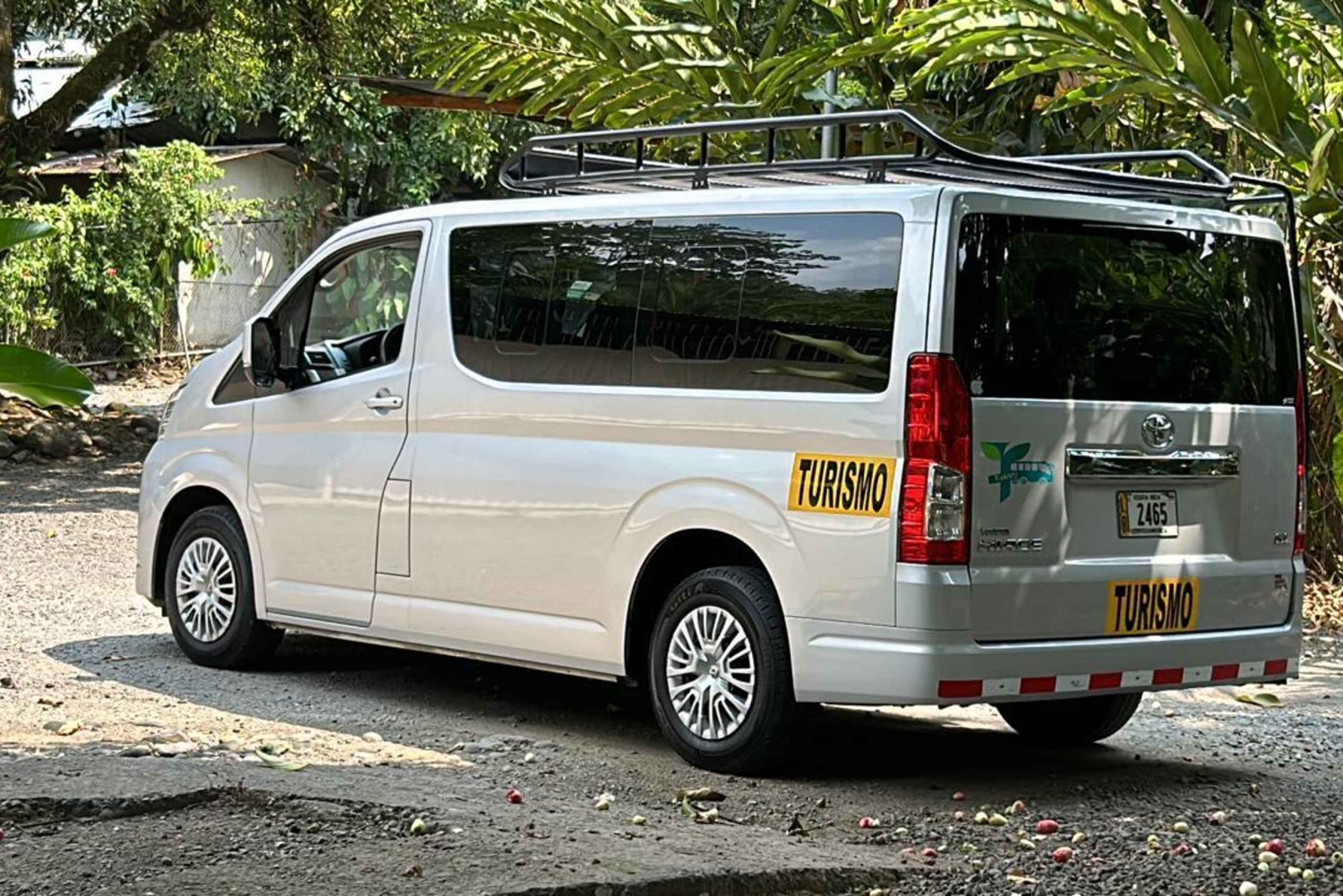 サンホセからトルトゥゲーロ（ラ・パボナ）までの交通手段