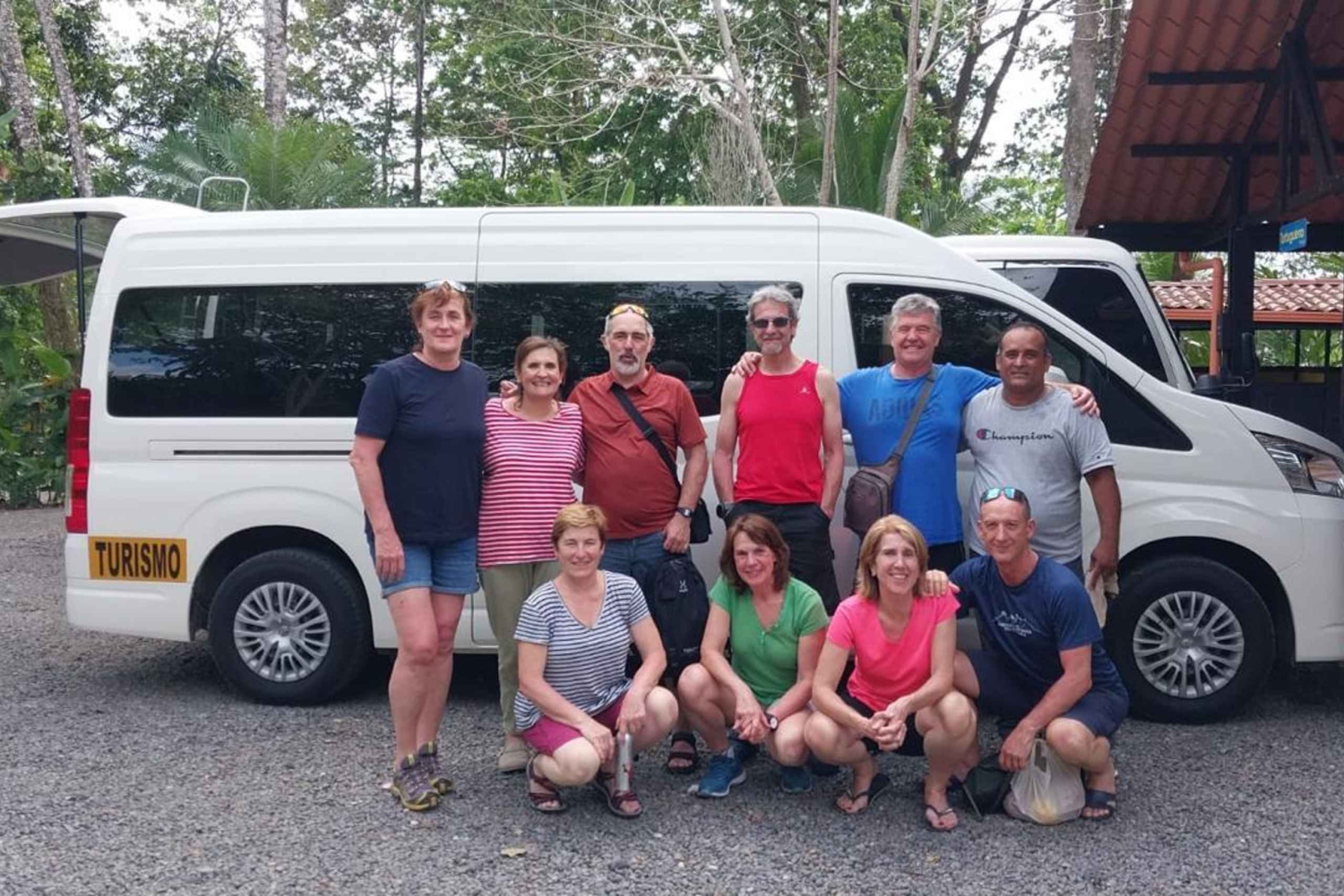 サンホセからトルトゥゲーロ（ラ・パボナ）までの交通手段