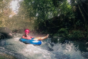 Tubing Rio Celeste: Avontuur en natuur