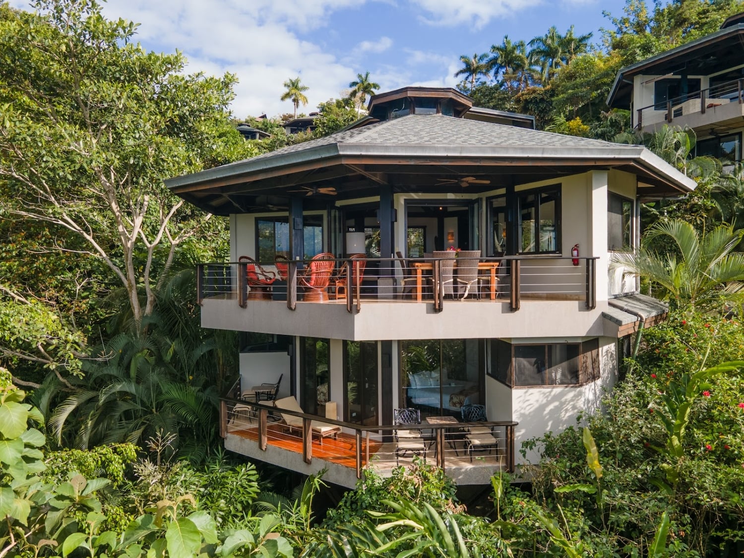 Tulemar Resort