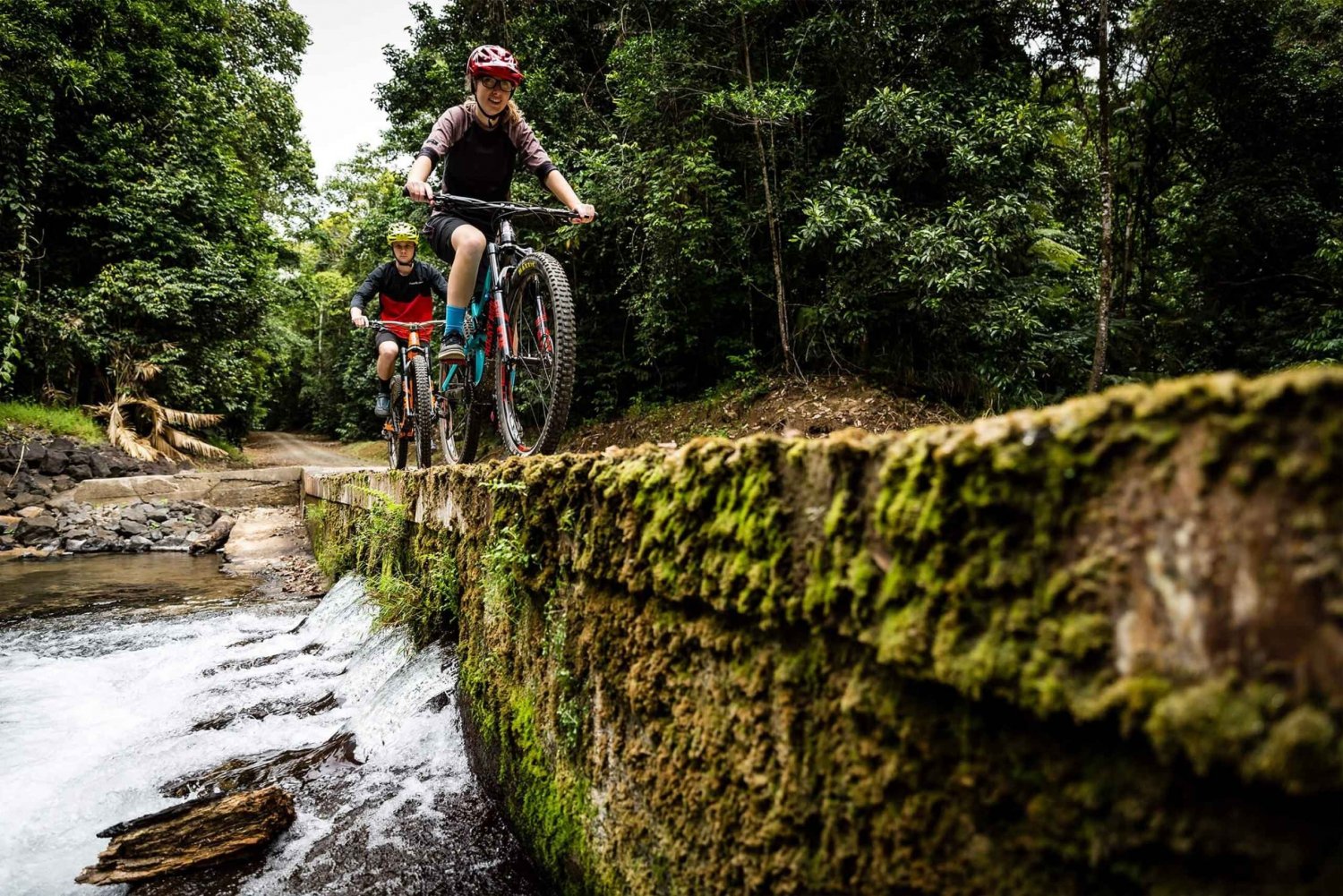Praia de Uvita: passeio de mountain bike na selva/cachoeiras em Uvita