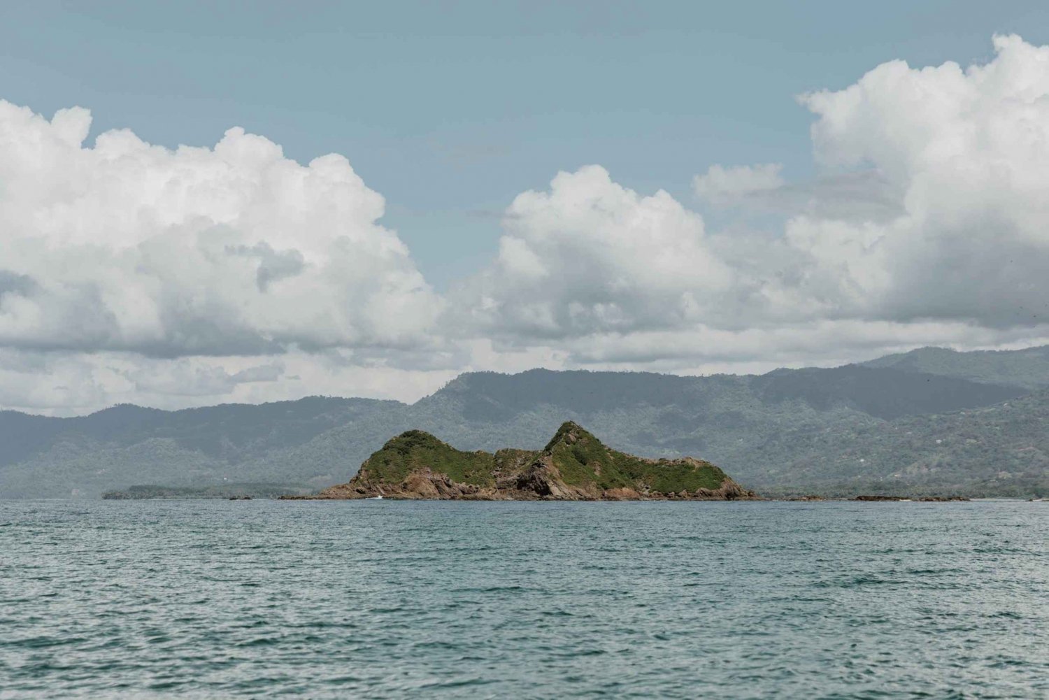 Uvita: Surfcamp i Costa Rica - Lær at surfe i en uge