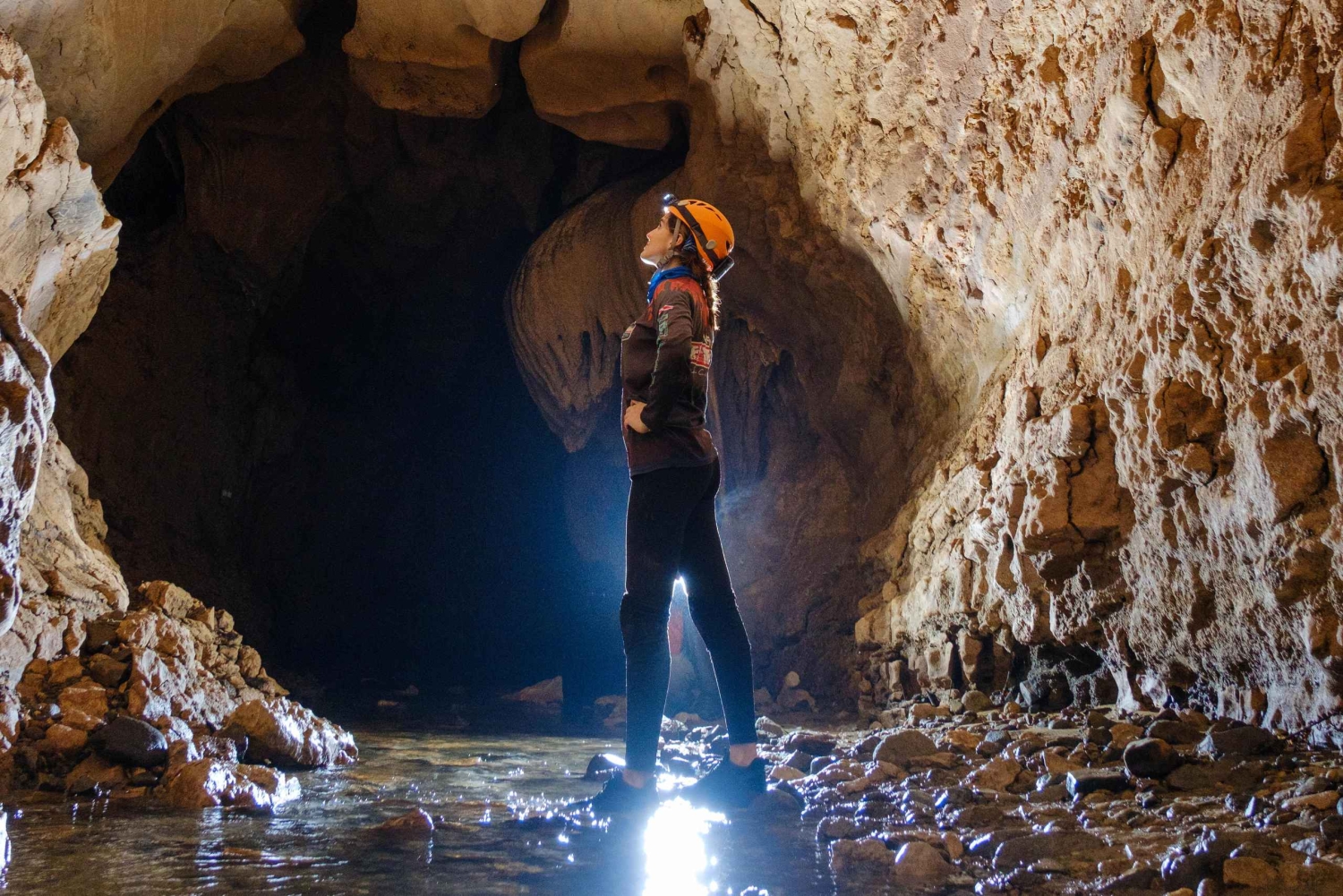 Opastettu kierros Venadon luoliin