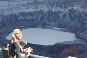 Volcan Poas: Volcan Poas National Park Flora & Fauna Tour