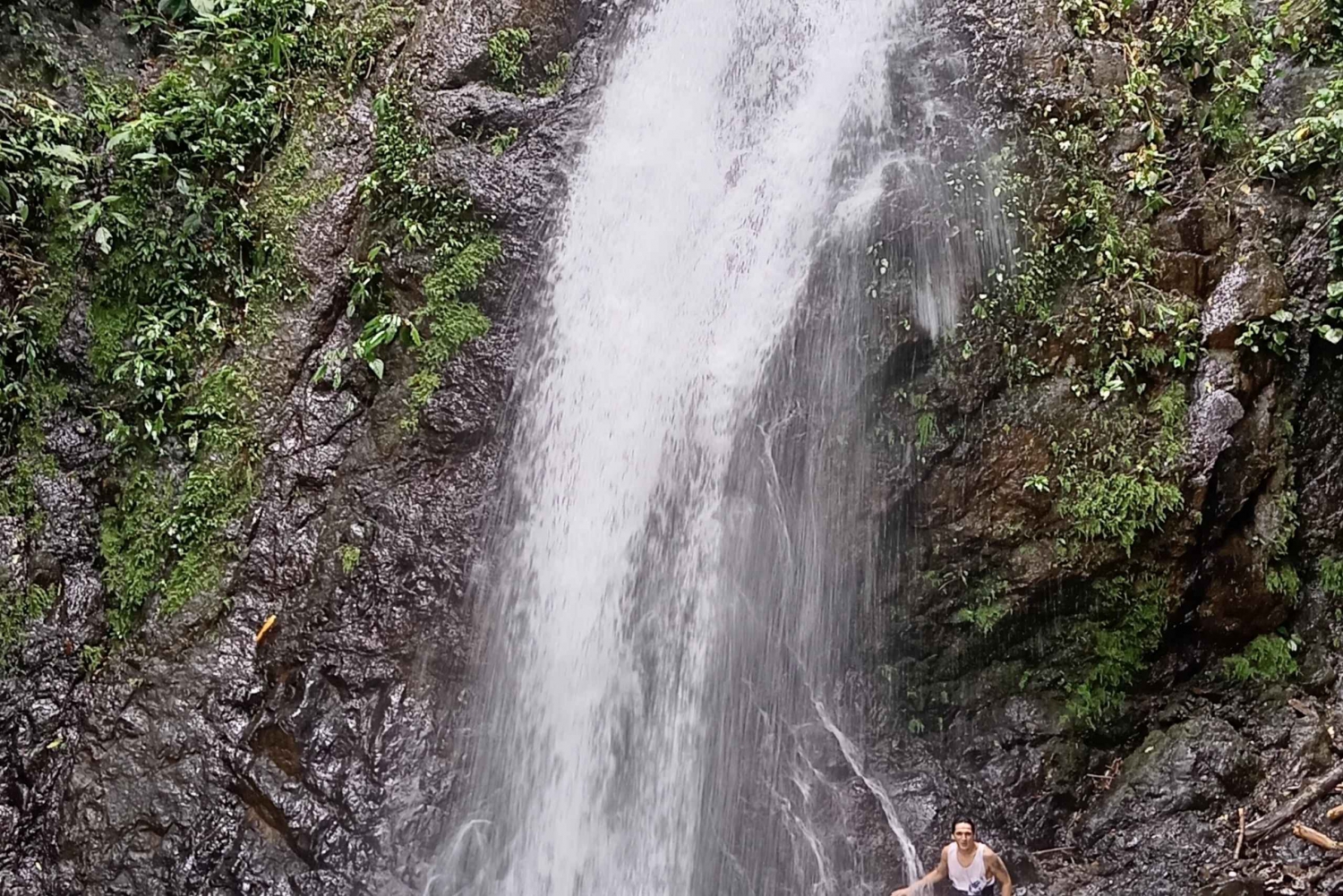 Waterfall Los Solis