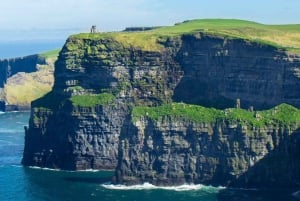 (Christmas Day) Cliffs of Moher Tour from Dublin