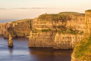 From Dublin: Cliffs of Moher and Aran Islands Tour