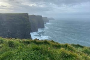 Klify Moheru: Jednodniowa wycieczka z szoferem z Dublina