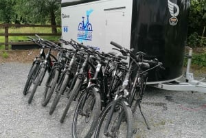 County Clare: eBike-Tour mit Guide und Bootstour nach Inis Cealtra