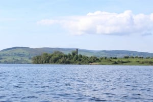 County Clare: eBike-Tour mit Guide und Bootstour nach Inis Cealtra