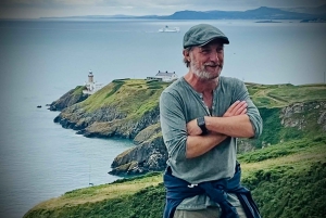 Dublin: Dublin Coastal Hike and Pints & Puppies