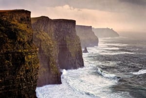 Från Dublin: Cliffs of Moher, Galway och Ennis på spanska