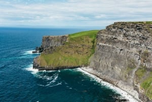Au départ de Galway : Excursion d'une journée dans les îles d'Aran et les falaises de Moher
