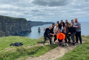 Из Голуэя: Прибрежная прогулка с гидом по скалам Мохер (Cliffs of Moher)
