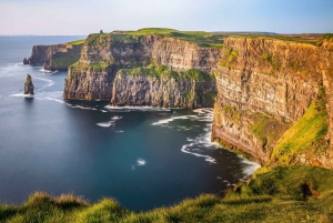 Full Day Private Tour Cliffs of Moher and Bunratty Castle
