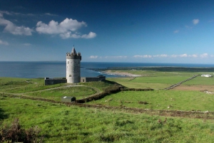 Galway : Croisière commentée sur les falaises, visite des îles d'Aran et du Connemara